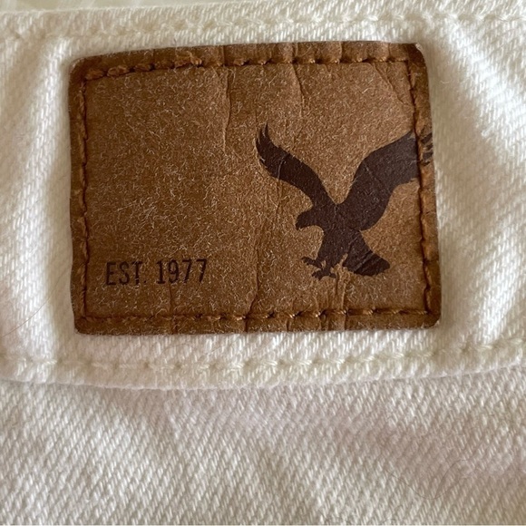 ✅HOST Pick✅ American Eagle Outfitters Cutoff Shorts, 6 - Picture 5 of 8